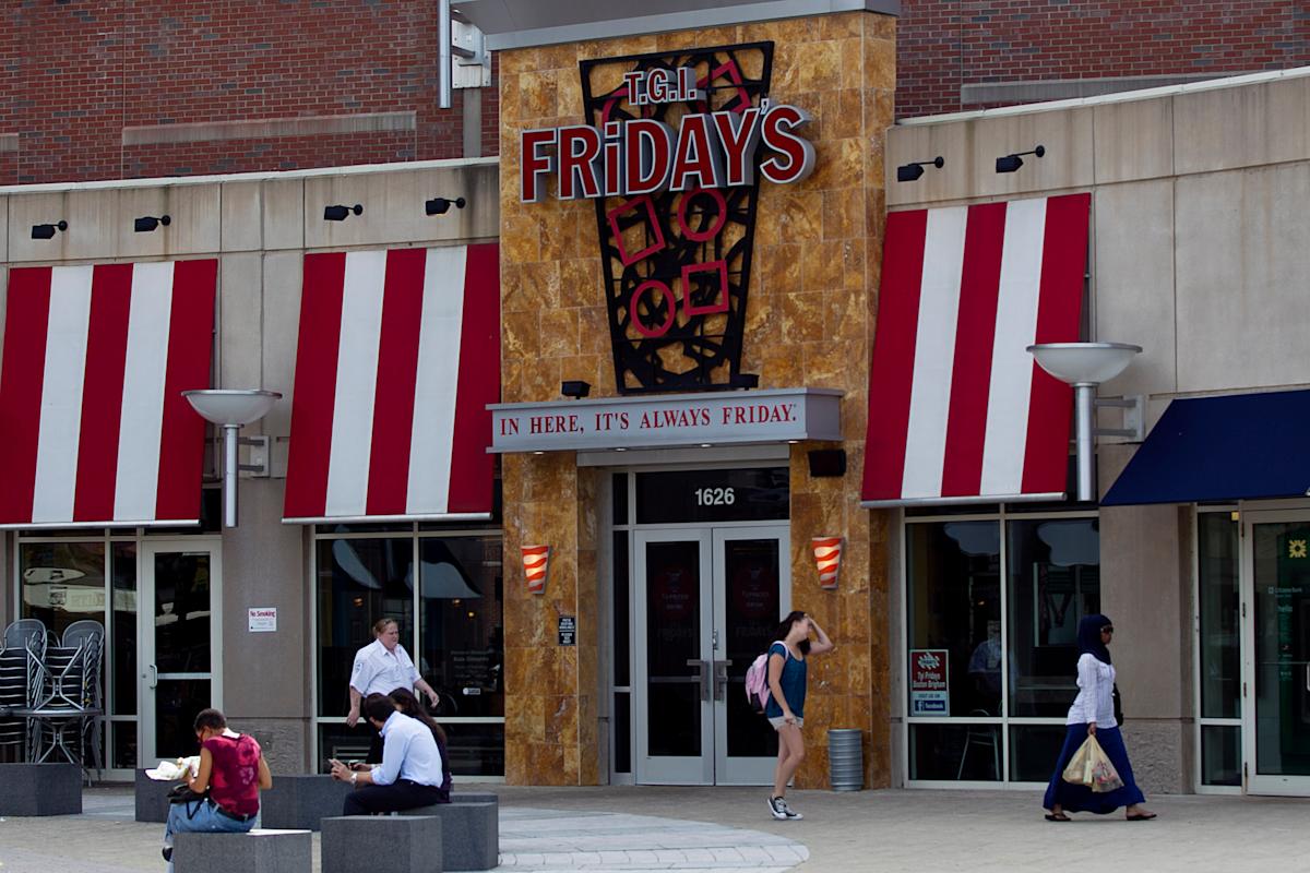 TGI Friday's after bankruptcy: Heavy alcohol pours and hand-breaded chicken fingers