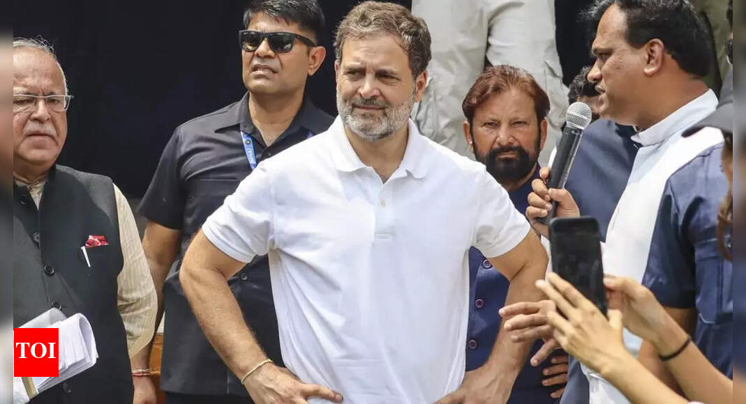 Rahul Gandhi Visits Victims of Pak Shelling in Poonch | NDA Allies Raise Question Over 'Patriotism'