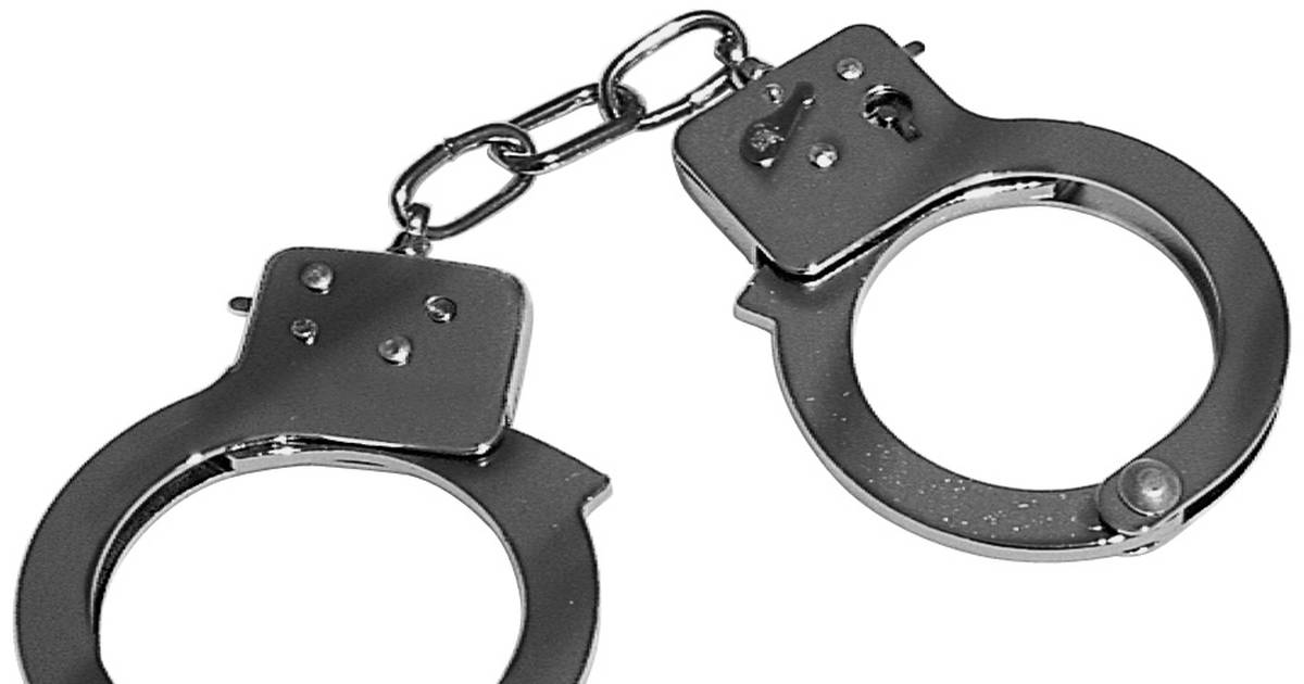 Court records: Rock Falls man accused of strangling woman, fracturing her neck