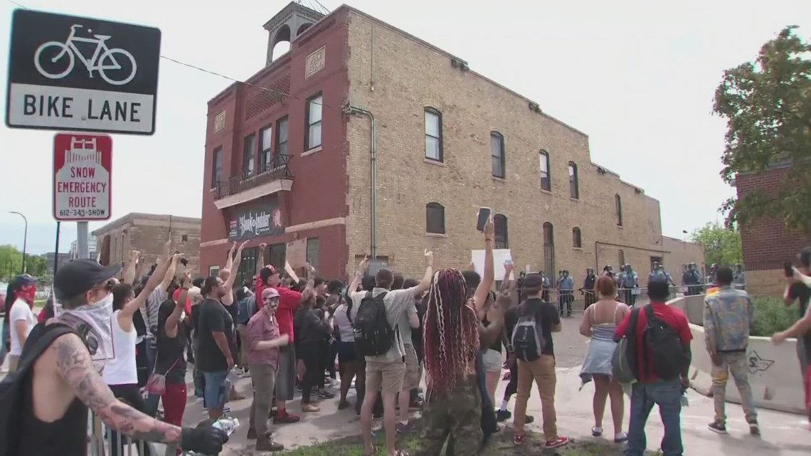 DOJ shuts down investigations into police violations of civil rights