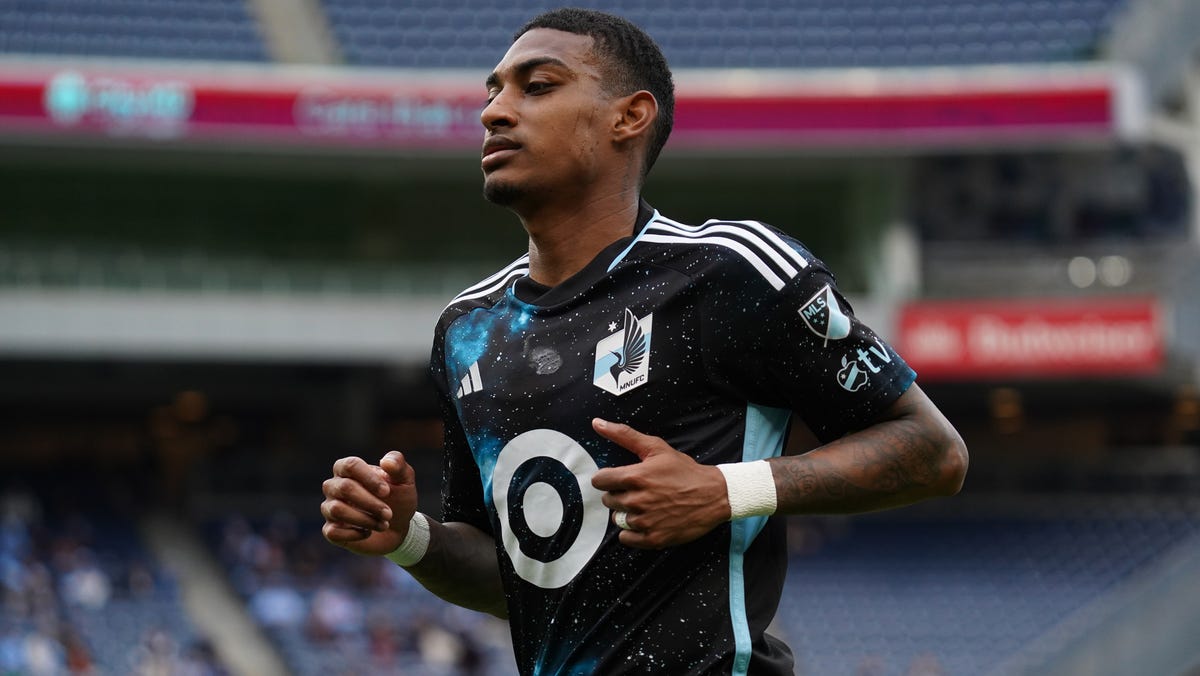 MLS suspends Minnesota midfielder Rosales for violating discrimination policy