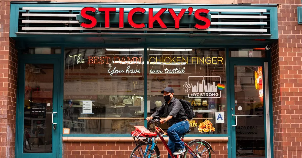 Popular fast-food chicken chain facing bankruptcy