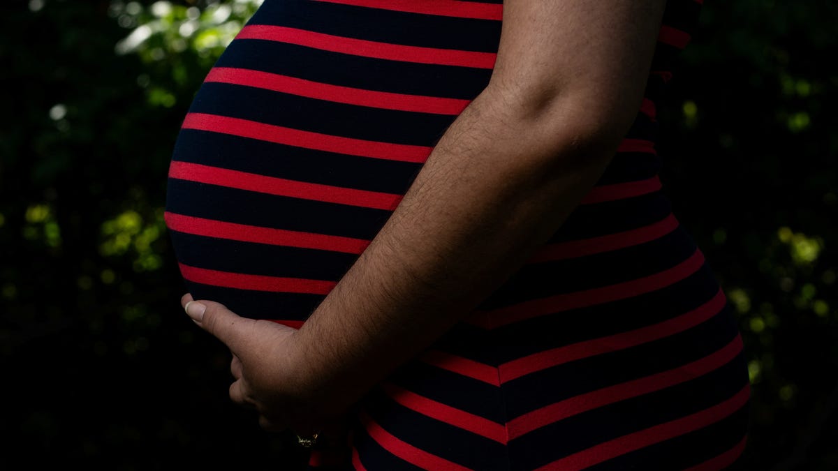 Pregnant immigrants warily eye US Supreme Court birthright citizenship case