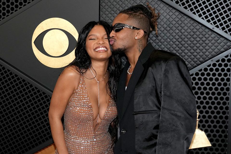 LOS ANGELES, CALIFORNIA - FEBRUARY 04: (FOR EDITORIAL USE ONLY) (L-R) Halle Bailey and DDG attend the 66th GRAMMY Awards at Crypto.com Arena on February 04, 2024 in Los Angeles, California. (Photo by Jeff Kravitz/FilmMagic)