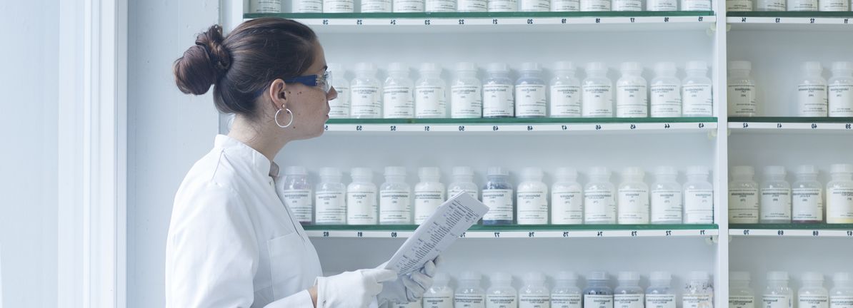 Teva Pharmaceutical Industries (NYSE:TEVA) Settles Class-Action Lawsuit For US$2 Million