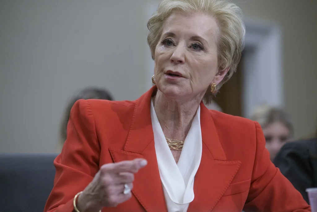 Why do Fairfax Democrats keep fighting for racism in schools?