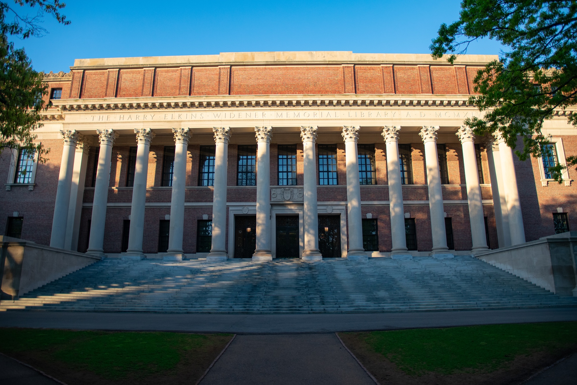 12,000 Harvard Alumni Submit Amicus Brief Backing Harvard in Federal Funding Lawsuit | News | The Harvard Crimson