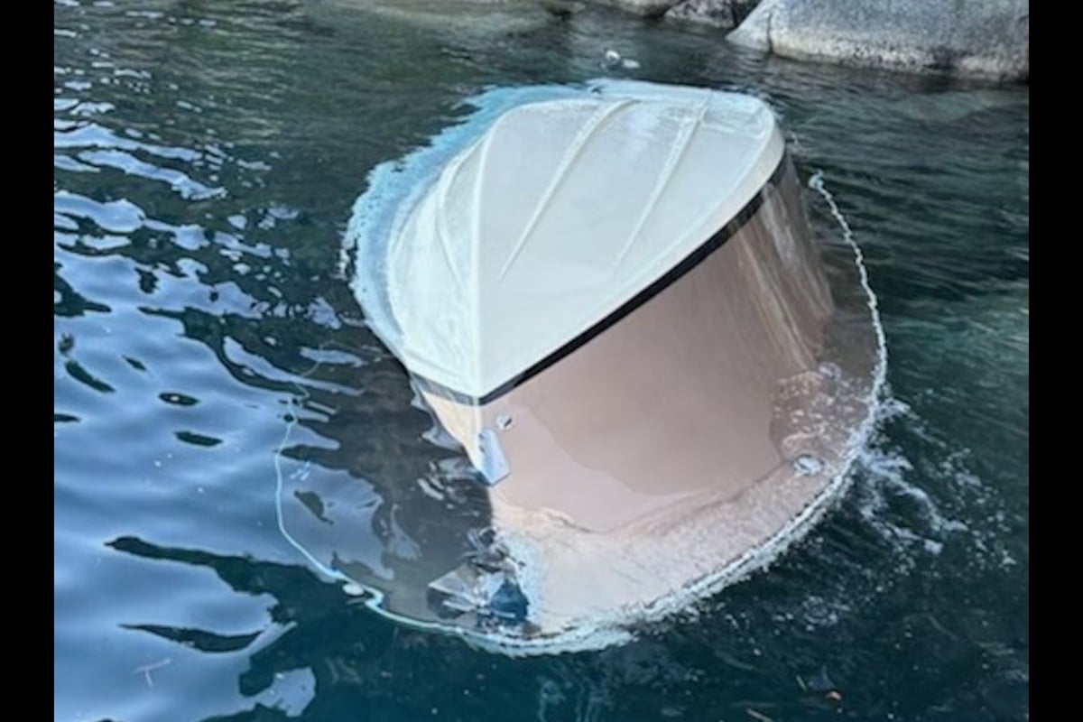 6 people dead and 2 missing after boat capsizes on Lake Tahoe during summer storm