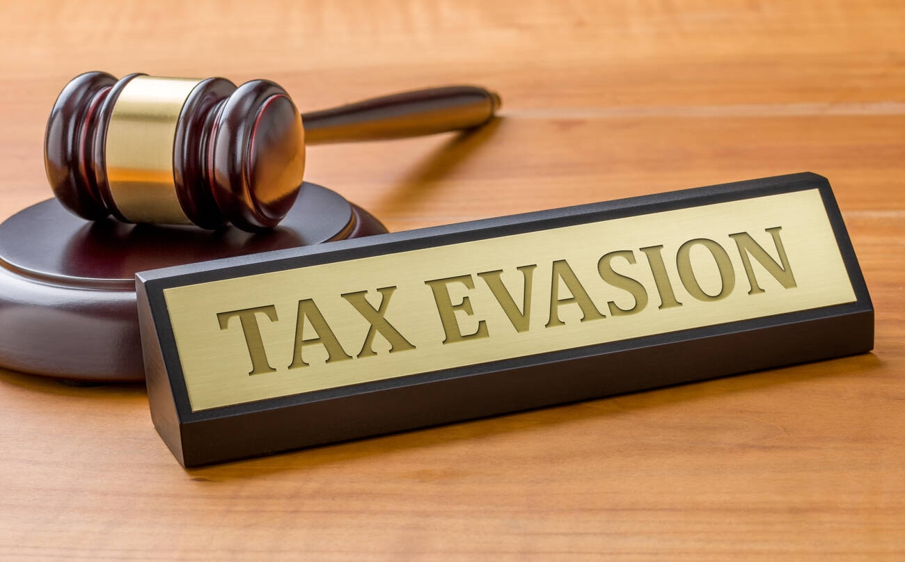 Colorado Dentist Sentenced for $1.6 Million Tax Evasion Scheme