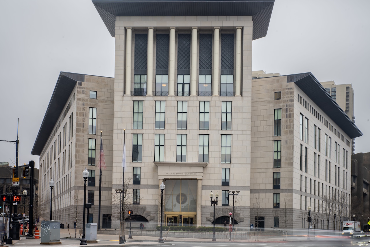 Criminal defendants are being held without lawyers in Mass. as bar advocates refuse new cases