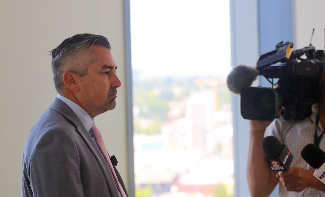 Ex-prosecutor, high ranking staffer accuse Multnomah DA of discrimination