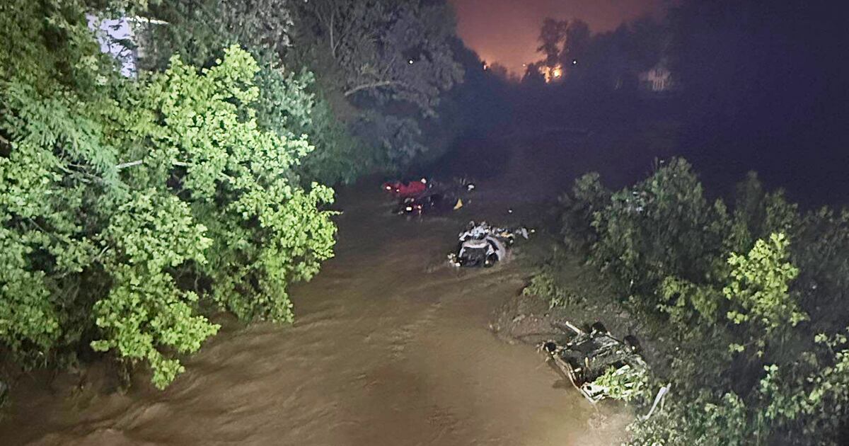 Flash flooding kills 3 in West Virginia, rescue teams searching for missing people