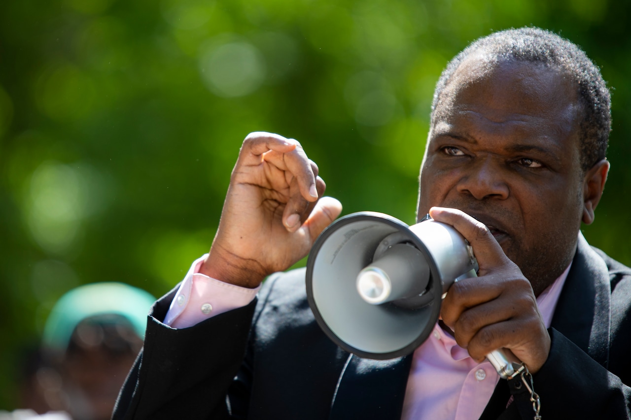 Grand Rapids town hall to focus on police-community relations