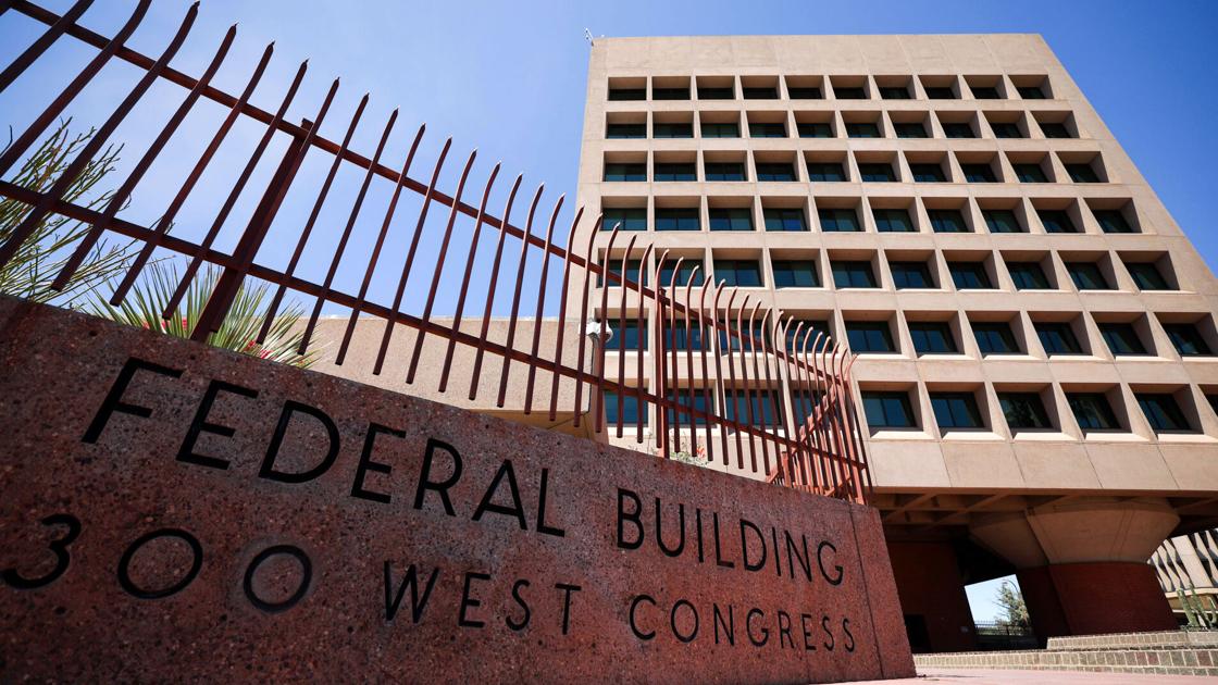 Immigration agents mistakenly detain deputy U.S. marshal in Tucson, feds confirm