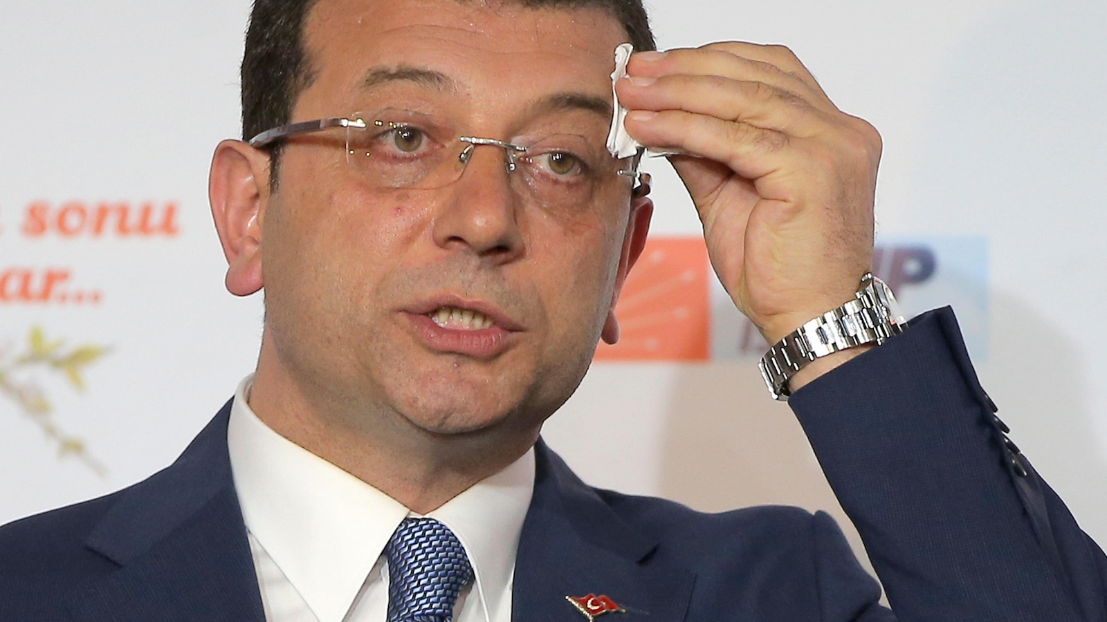Istanbul mayor boycotts court hearing in one of many cases that could see him banned from politics