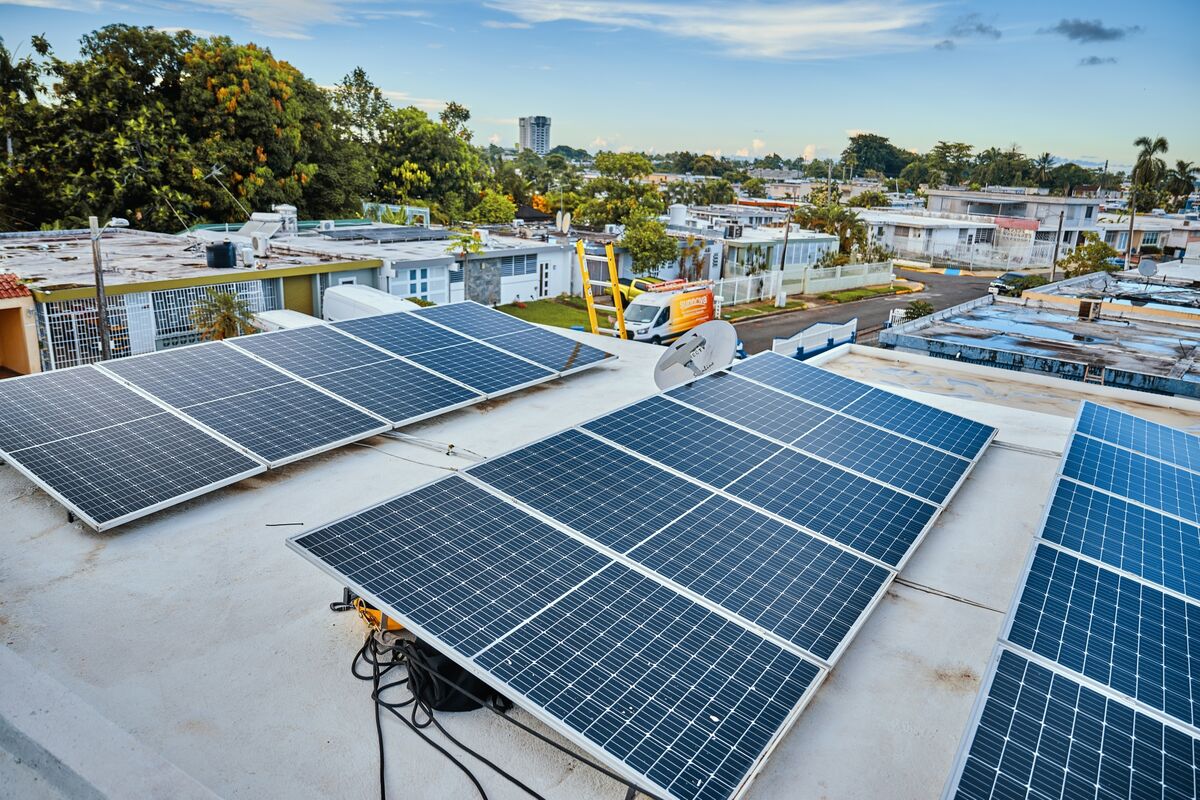 Sunnova Files for Bankruptcy Amid Rooftop Solar Struggles